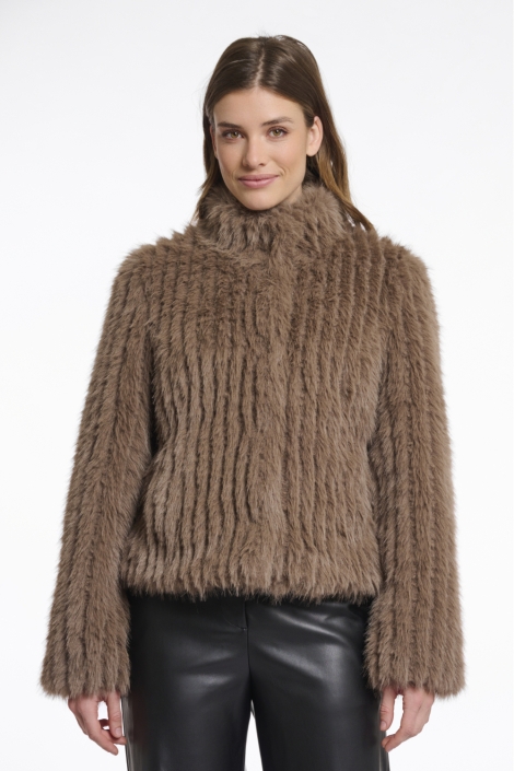 Rino & Pelle camel dames jas | Model vooraanzicht