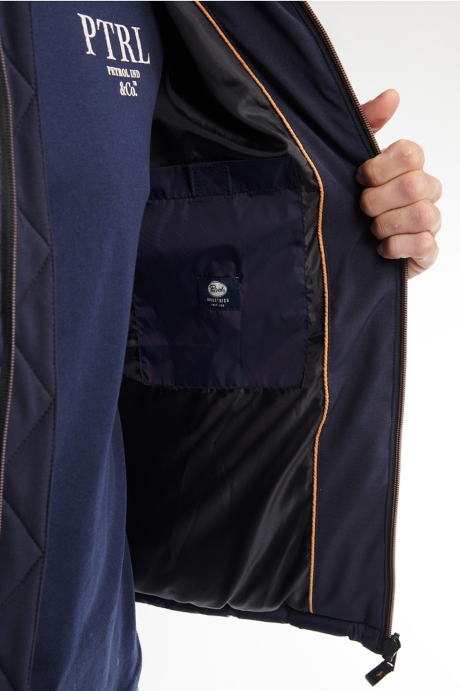 Petrol Industries blauwe heren jas | Close up