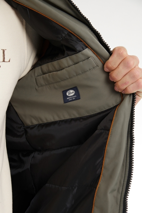 Petrol Industries groene heren jas | Close up