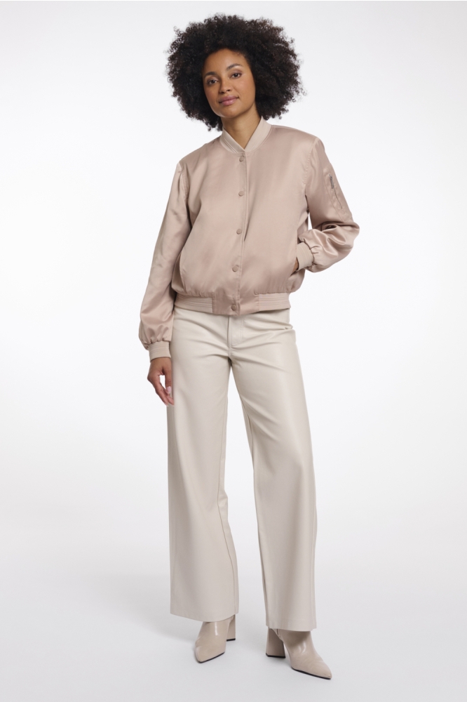 Rino & Pelle camel dames jas | Model