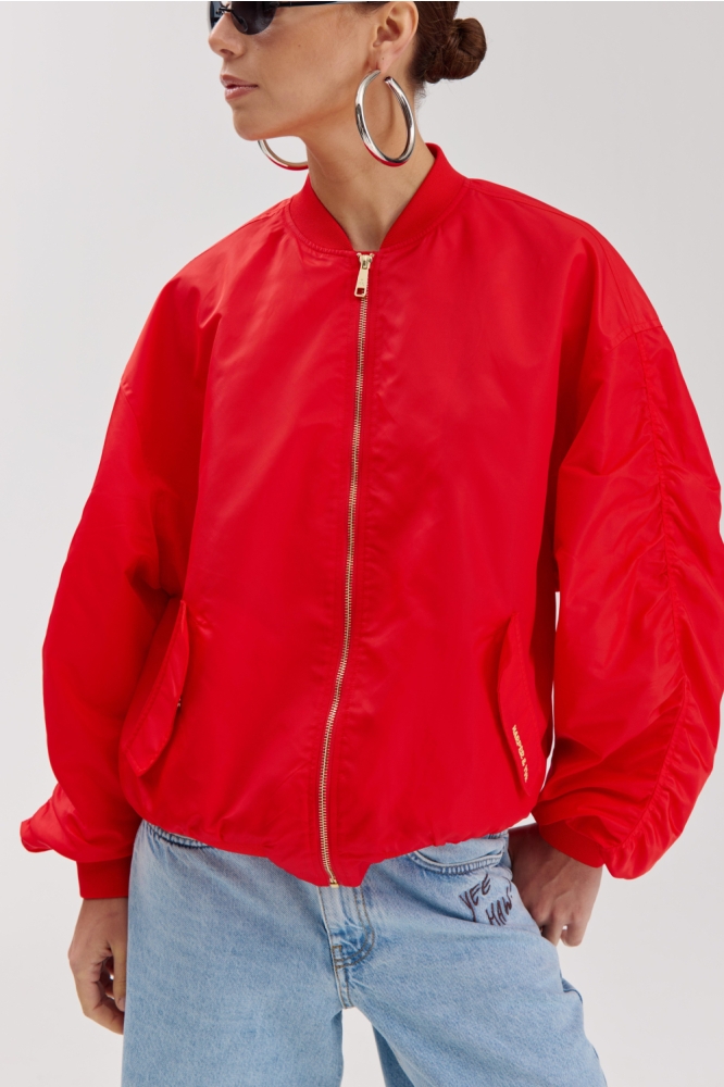 Harper & Yve rode dames jas | Model vooraanzicht