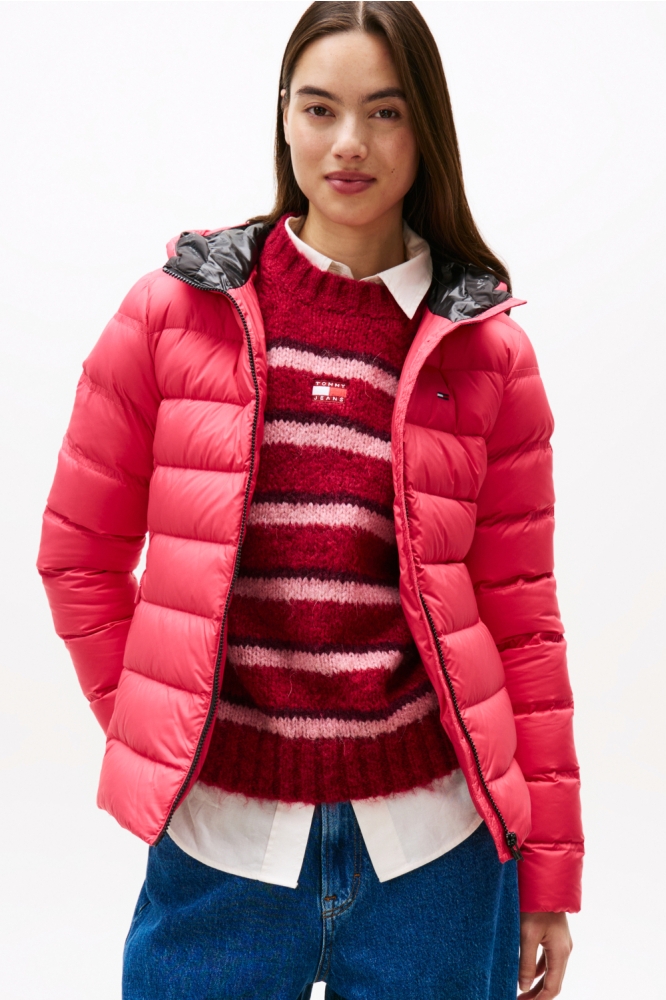 Tommy Jeans roze dames jas | Model vooraanzicht