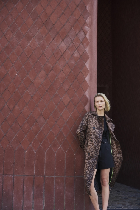 Rino & Pelle bruine dames jas | Sfeerbeeld, In situatie