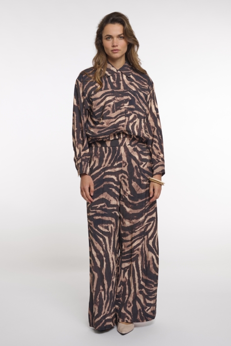 Rino & Pelle camel dames blouse | Model