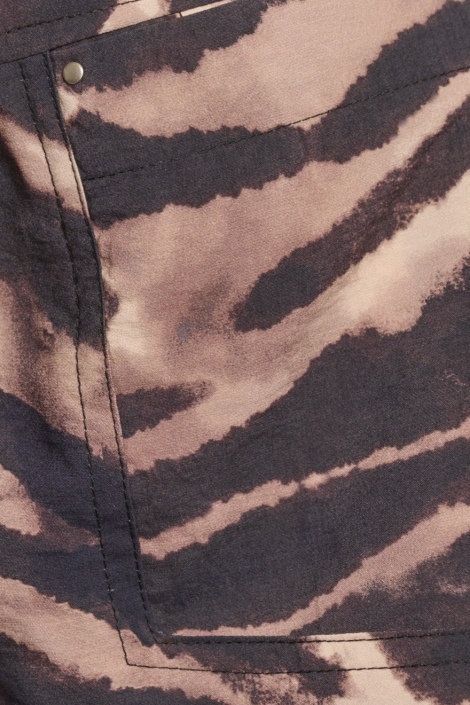 Rino & Pelle camel dames blouse | Close up