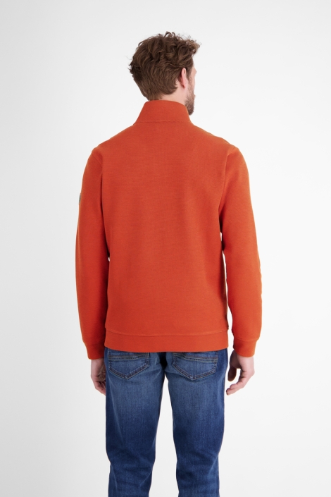 Lerros oranje heren vest | Model achteraanzicht