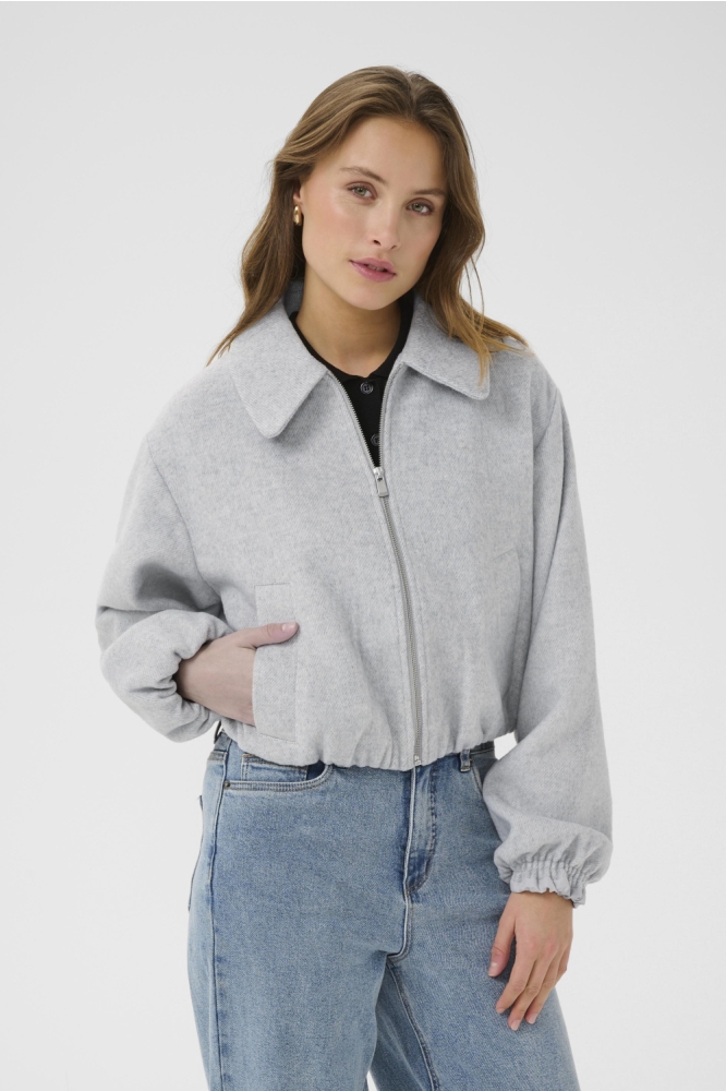 Kaffe grijze dames jas | Model vooraanzicht