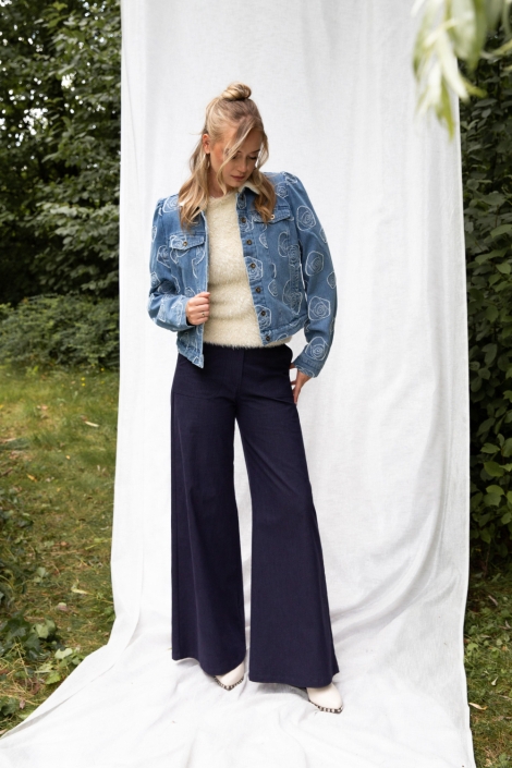 I-coni-K blauwe dames jas | Model