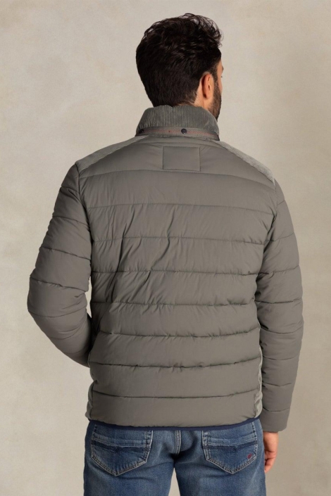 NZA groene heren jas | Model achteraanzicht