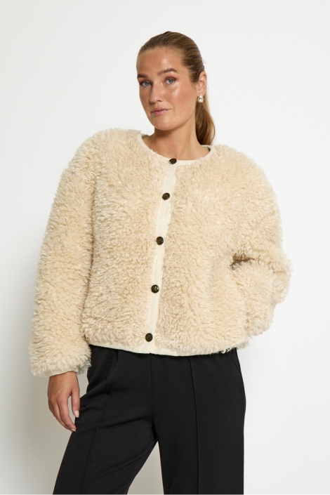 Peppercorn ecru dames jas | Model vooraanzicht