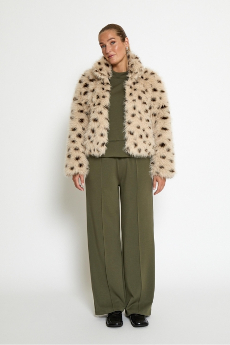 Peppercorn beige dames jas | Model