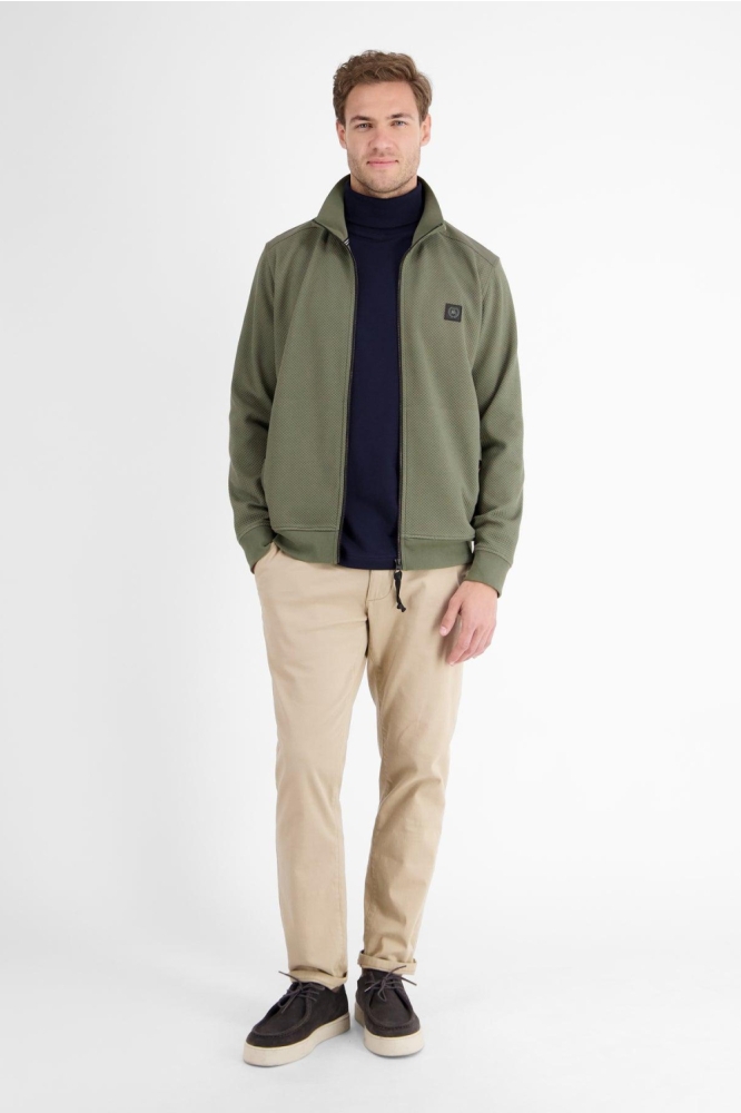 Lerros groene heren vest | Model