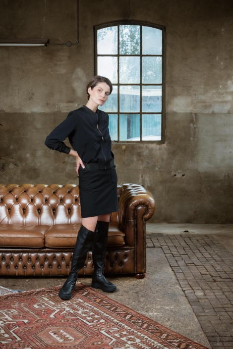 TQ Amsterdam zwarte dames jas | Sfeerbeeld, In situatie