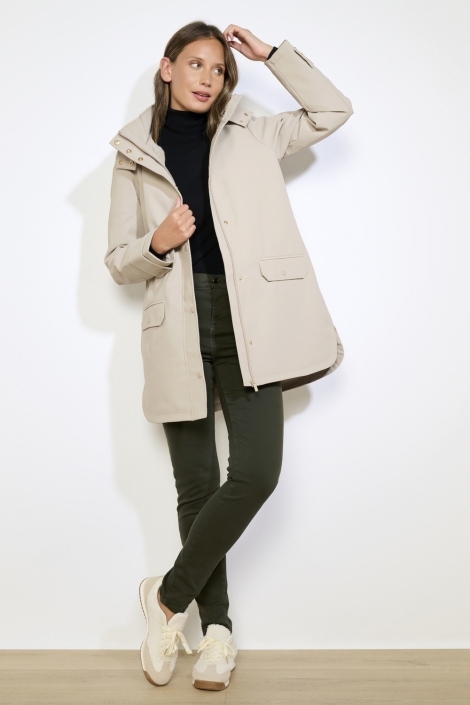 LolaLiza taupe dames jas | Model