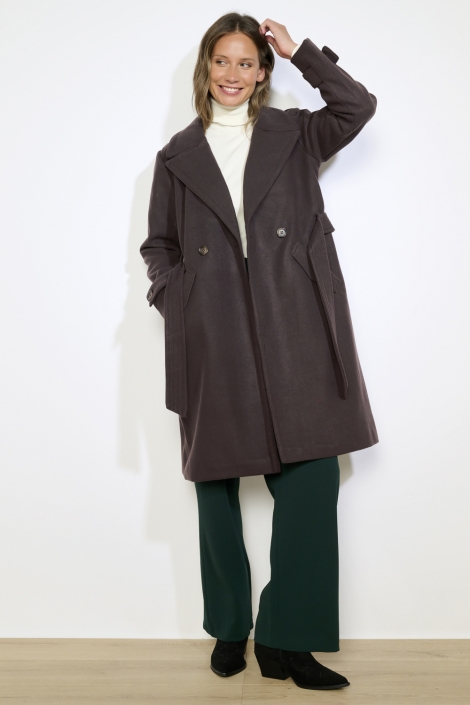 LolaLiza bruine dames jas | Model vooraanzicht