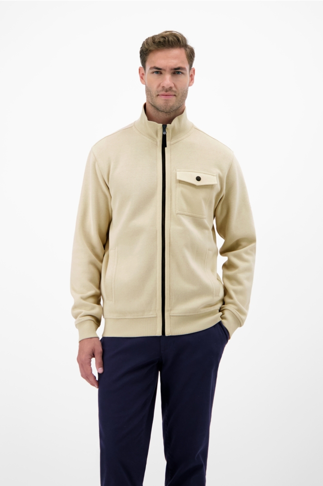 Lerros beige heren vest | Model vooraanzicht