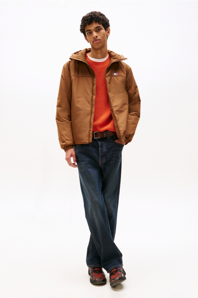Tommy Jeans camel heren jas | Model