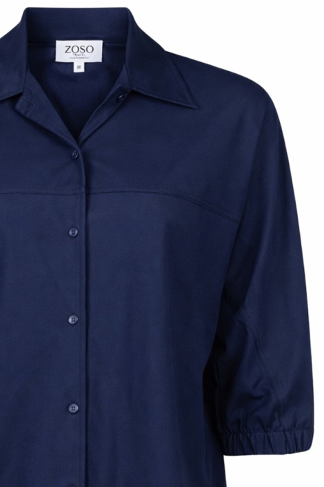 Zoso blauwe dames blouse | Close up