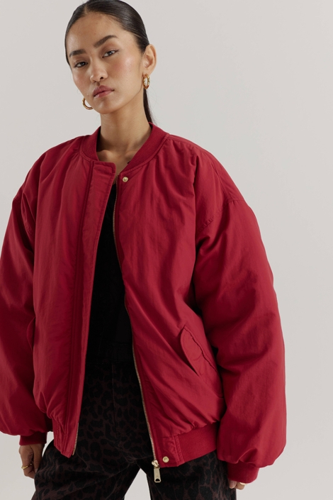 Harper & Yve rode dames jas | Model vooraanzicht