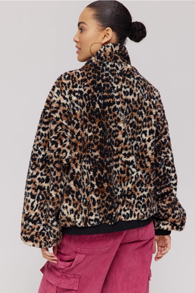 Harper & Yve camel dames vest | Model achteraanzicht