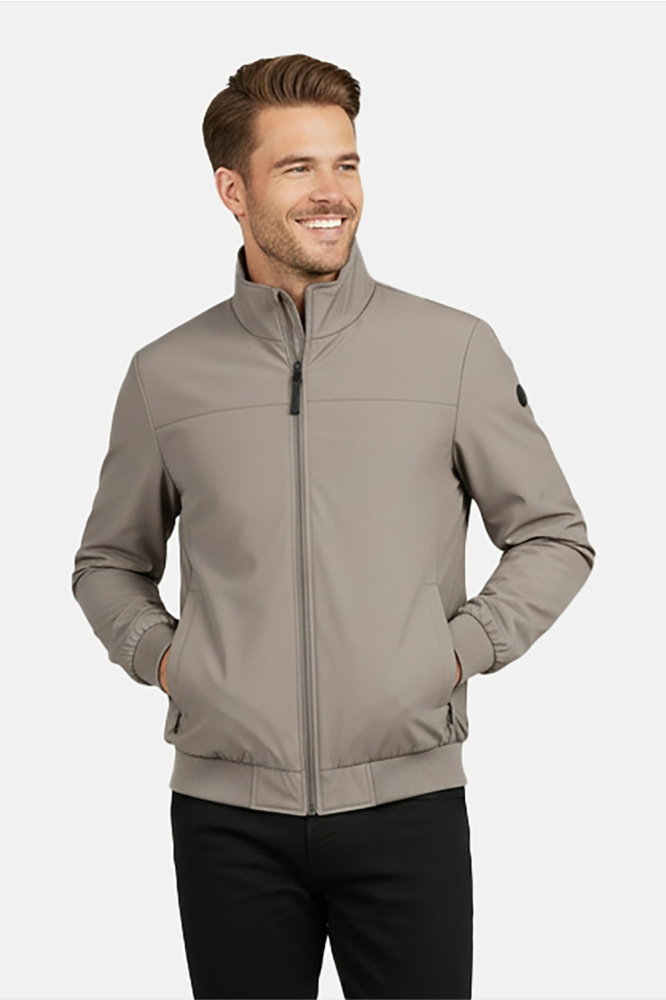 Cars taupe heren jas | Model vooraanzicht