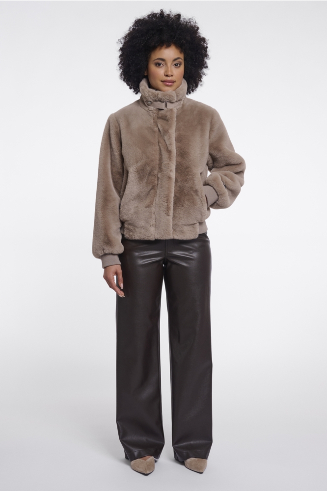 Rino & Pelle bruine dames jas | Model