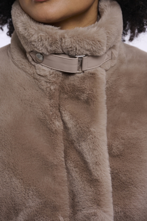 Rino & Pelle bruine dames jas | Close up