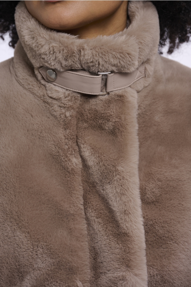 Rino & Pelle bruine dames jas | Close up