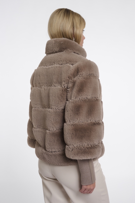 Rino & Pelle bruine dames jas | Model achteraanzicht