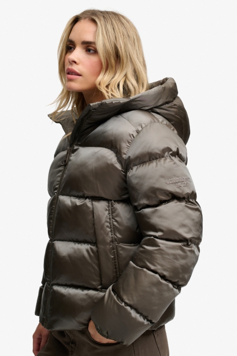 Superdry groene dames jas | Model zijaanzicht