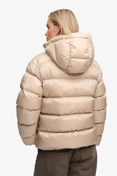 Superdry beige dames jas | Model achteraanzicht