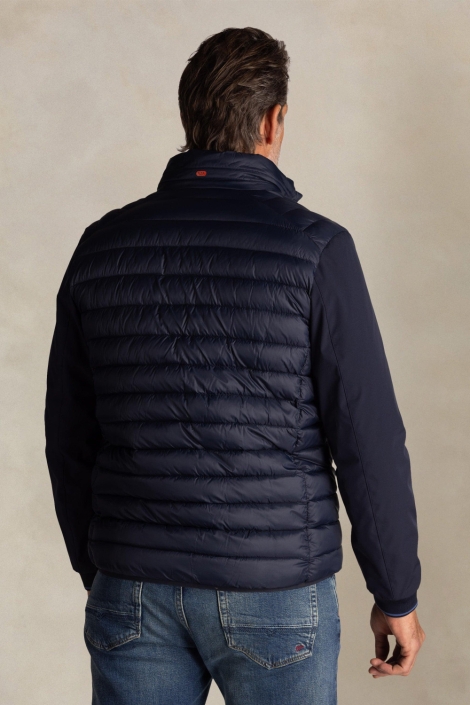 NZA blauwe heren jas | Model achteraanzicht