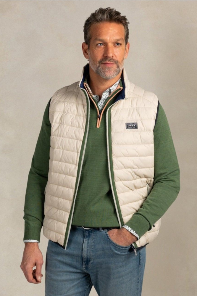 NZA beige heren jas | Model vooraanzicht