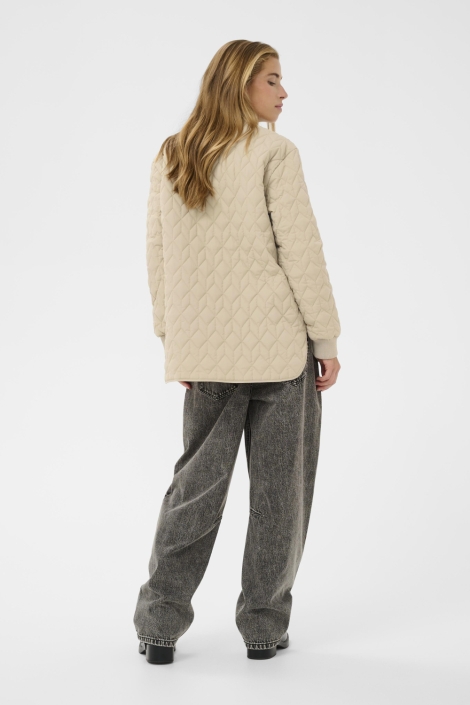 Kaffe ecru dames jas | Model achteraanzicht