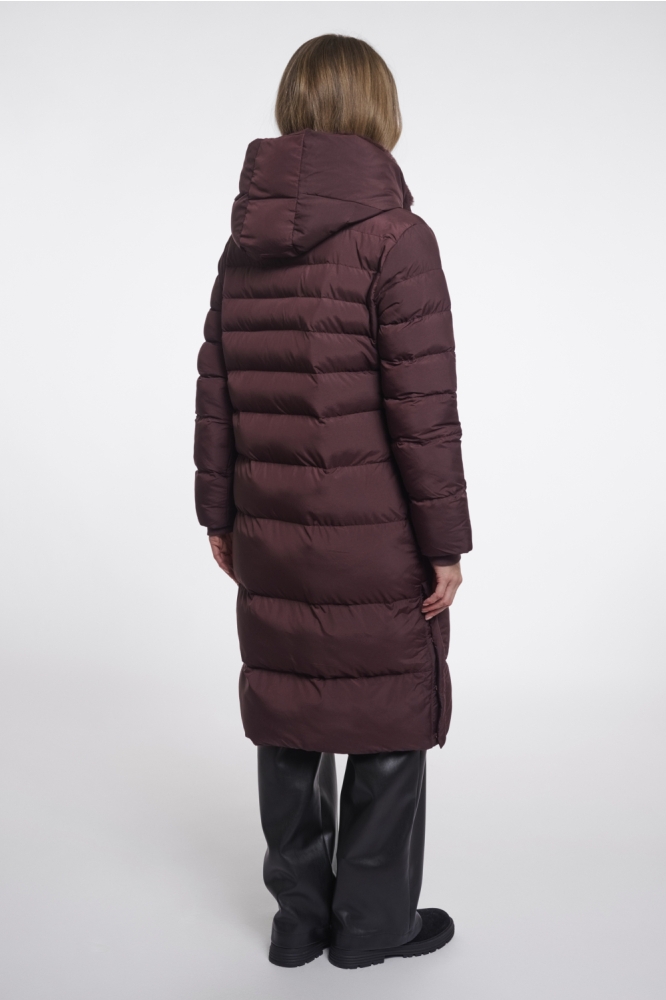 Rino & Pelle bordeaux dames jas | Model achteraanzicht