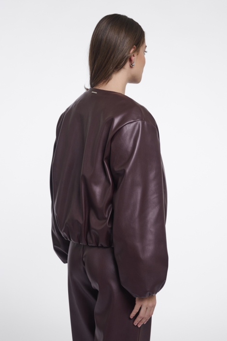 Rino & Pelle bruine dames jas | Model achteraanzicht