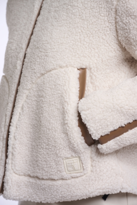 Rino & Pelle beige dames jas | Close up