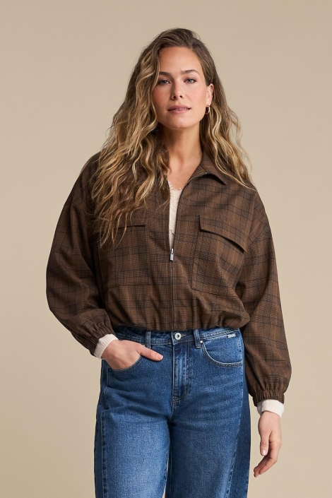 Red Button bruine dames jas | Model vooraanzicht