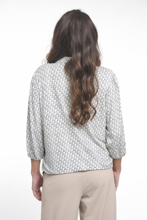 Zoso witte dames blouse | Model achteraanzicht