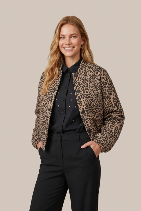 C&S The Label bruine dames jas | Model vooraanzicht