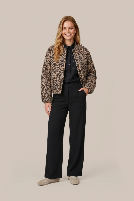 C&S The Label bruine dames jas | Model
