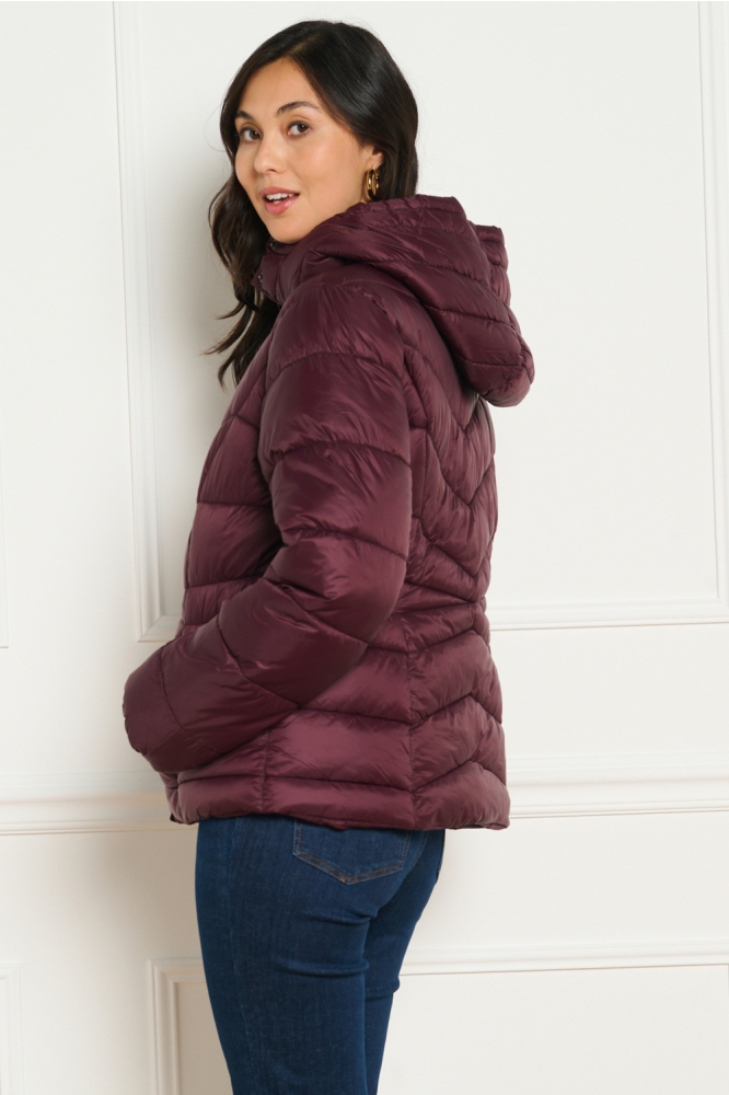 LolaLiza bordeaux dames jas | Model zijaanzicht