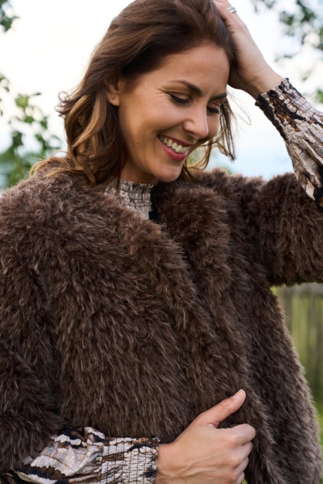 NED bruine dames vest | Sfeerbeeld, In situatie