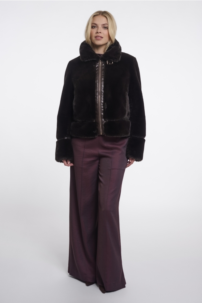 Rino & Pelle bruine dames jas | Model
