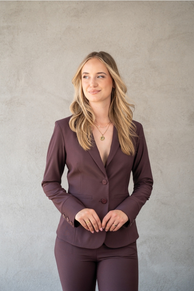 TQ Amsterdam bordeaux dames blazer | Model vooraanzicht