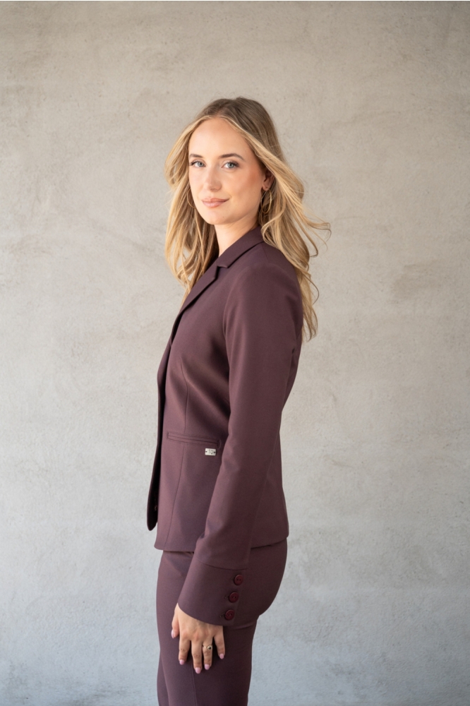 TQ Amsterdam bordeaux dames blazer | Model zijaanzicht