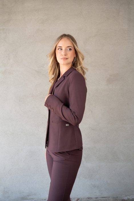 TQ Amsterdam bordeaux dames blazer | Model zijaanzicht