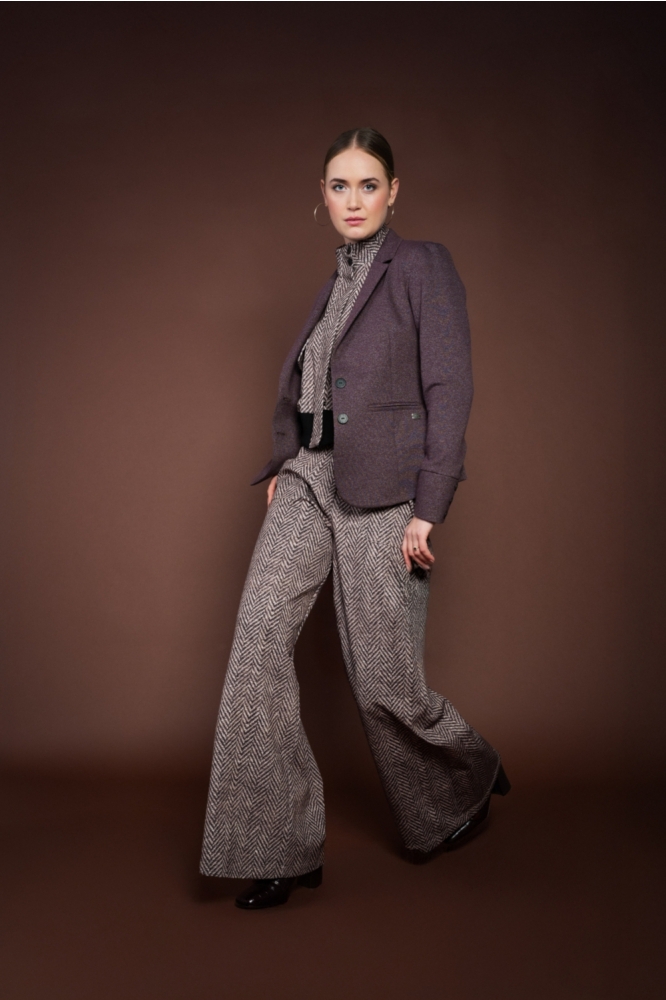 TQ Amsterdam bordeaux dames blazer | Model