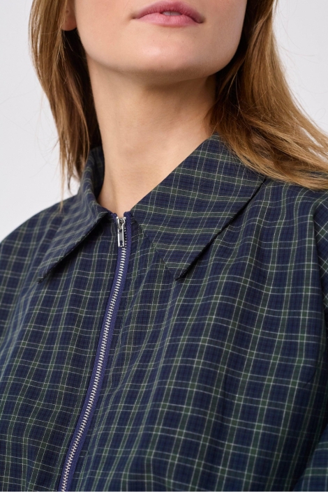 SisterS point blauwe dames blouse | Close up