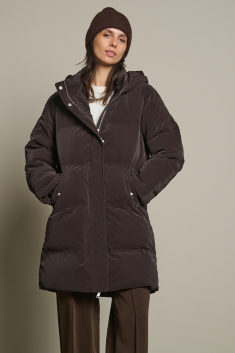 LolaLiza bruine dames jas | Model vooraanzicht